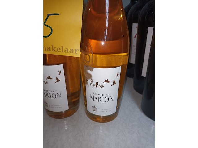Lot 65 - fles comtesse marion. 10 stuks - afbeelding 2 van  3
