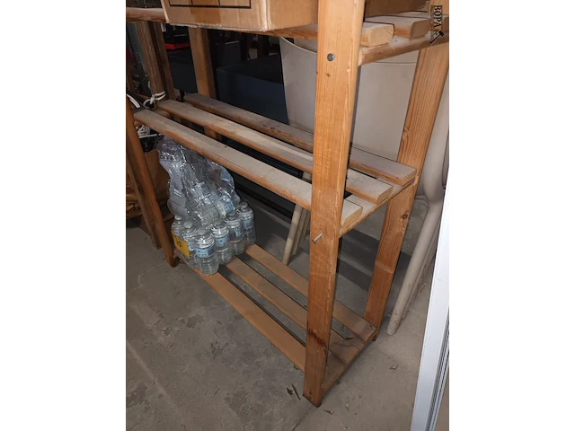 Lot 65 - houten rek - afbeelding 2 van  3