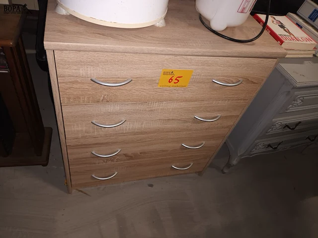 Lot 65 - ladekast - afbeelding 1 van  3