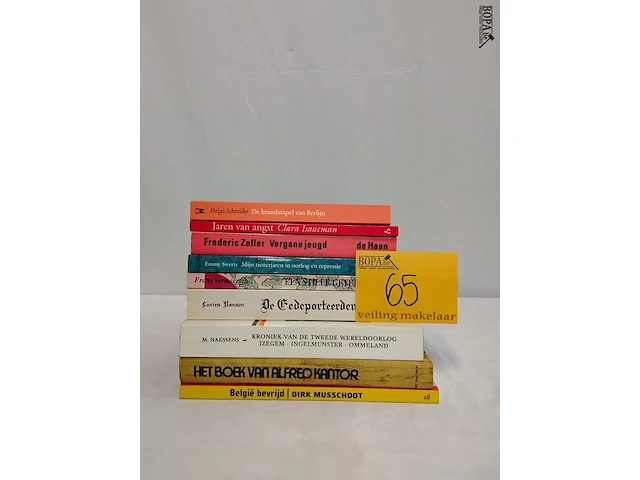 Lot 65 - lot boeken, deportaties tienerjaren in oorlog, 9 stuks - afbeelding 1 van  1