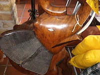 Lot 65 - olifant in hardhout - afbeelding 2 van  5