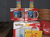 Lot 65 - pokemon tassen en papier. 6 stuks - afbeelding 1 van  4