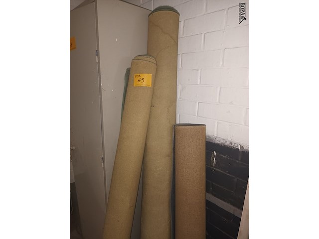 Lot 65 - tapijten. 4 stuks - afbeelding 1 van  3