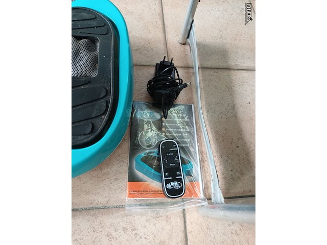 Lot 65 - trainingstoestellen. 2 stuks - afbeelding 4 van  4