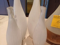 Lot 65 - vazen. 5 stuks - afbeelding 2 van  2