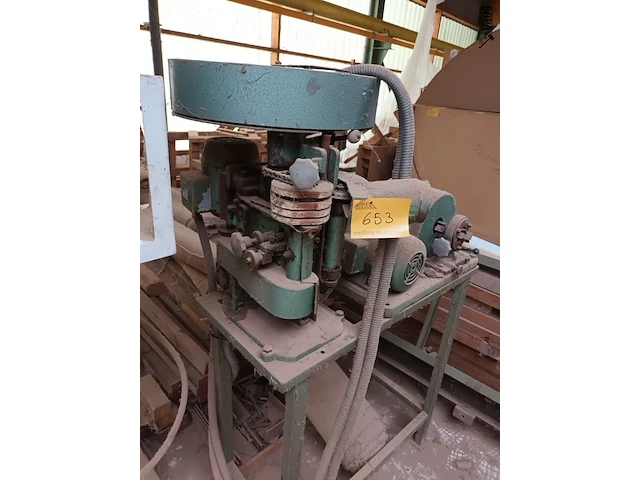 Lot 653 - afkort- en afschuinmachine - afbeelding 4 van  4
