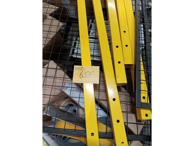 Lot 655 - veiligheidsafrastering - afbeelding 5 van  5
