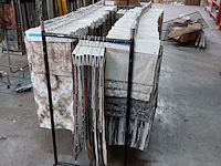Lot 656 - kledingrekken. 4 stuks - afbeelding 1 van  7