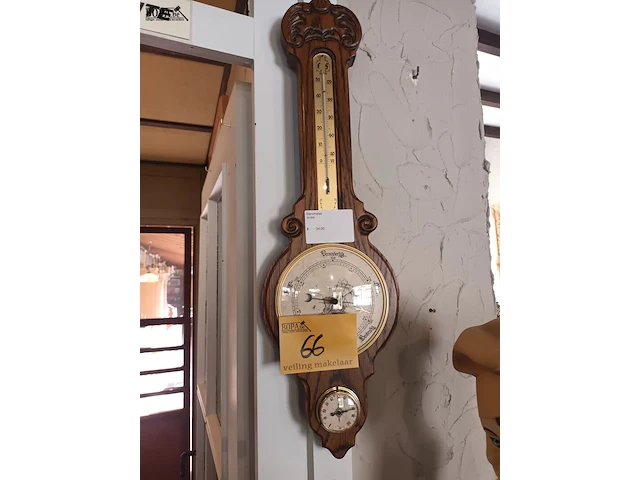 Lot 66 - barometer - afbeelding 1 van  3