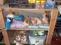 Lot 66 - dierenbenodigdheden - afbeelding 1 van  5