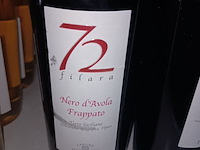 Lot 66 - fles siciliaanse rode wijn. 8 stuks - afbeelding 2 van  3