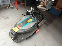 Lot 66 - gardena robot maaier - afbeelding 1 van  4