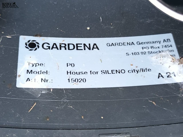 Lot 66 - gardena robot maaier - afbeelding 4 van  4