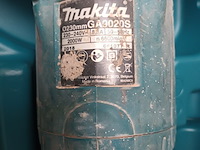 Lot 66 - haakse slijper makita - afbeelding 2 van  4