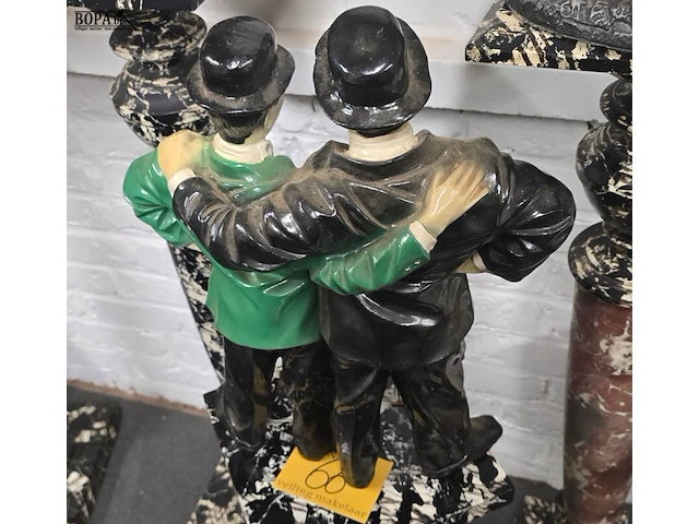 Lot 66 - laurel & hardy - afbeelding 3 van  3