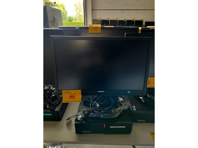 Lot 66 - lenovo thinkcentre computer - afbeelding 1 van  1