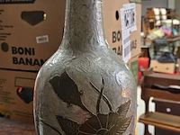 Lot 66 - vaas in koper h 44,5 cm - afbeelding 1 van  4