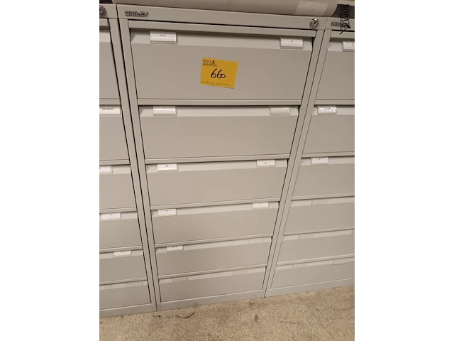 Lot 660 - ladekast bisley - afbeelding 1 van  3