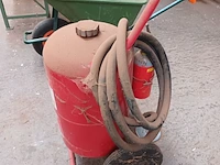Lot 666 - poedersnelblusser 50 kg op kar - afbeelding 3 van  3