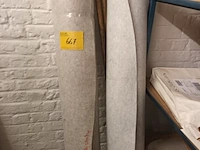 Lot 667 - rollen stof. 8 stuks - afbeelding 4 van  4