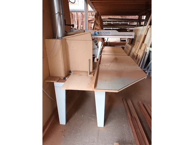 Lot 668 - afkortzaagmachine stromab - afbeelding 2 van  6