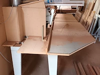 Lot 668 - afkortzaagmachine stromab - afbeelding 2 van  6