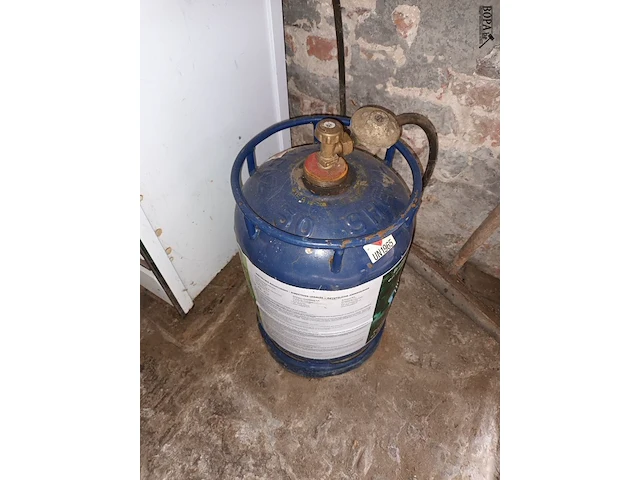 Lot 67 - gasfles. 3 stuks - afbeelding 4 van  4