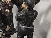 Lot 67 - laurel & hardy springen - afbeelding 2 van  4
