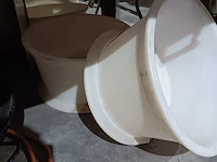 Lot 67 - pvc cooler met led 2 stuks - afbeelding 1 van  4