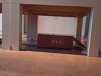 Lot 67 - vierkante tafel - afbeelding 2 van  2