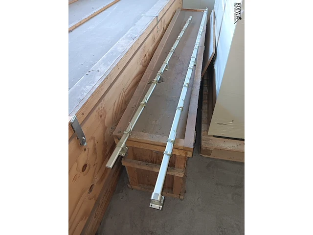 Lot 670 - houten kist met inhoud. 3 stuks - afbeelding 4 van  7