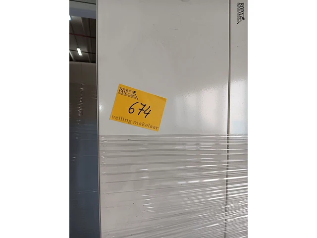 Lot 673 - locker kast. 4 stuks - afbeelding 2 van  3