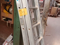 Lot 675 - aluminium ladder. 2 stuks - afbeelding 2 van  3