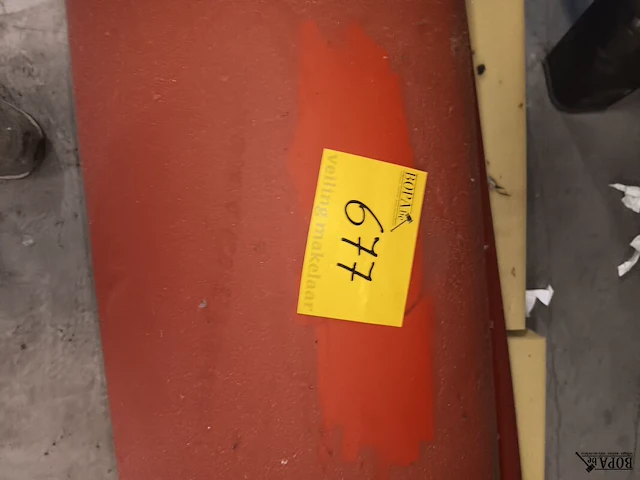 Lot 677 - rol rubbertapijt - afbeelding 2 van  2