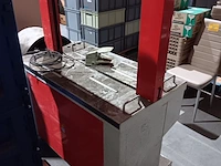 Lot 68 - automatische omsnoeringsmachine - afbeelding 5 van  6