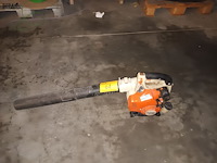 Lot 68 - benzine bladblazer stihl - afbeelding 1 van  3