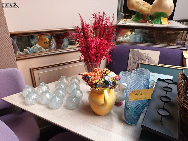 Lot 68 - decoratie en tafeldekking. ca. 30 stuks - afbeelding 1 van  4