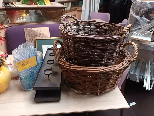 Lot 68 - decoratie en tafeldekking. ca. 30 stuks - afbeelding 2 van  4