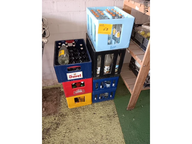 Lot 68 - leeggoed bakken. 7 stuks - afbeelding 1 van  2