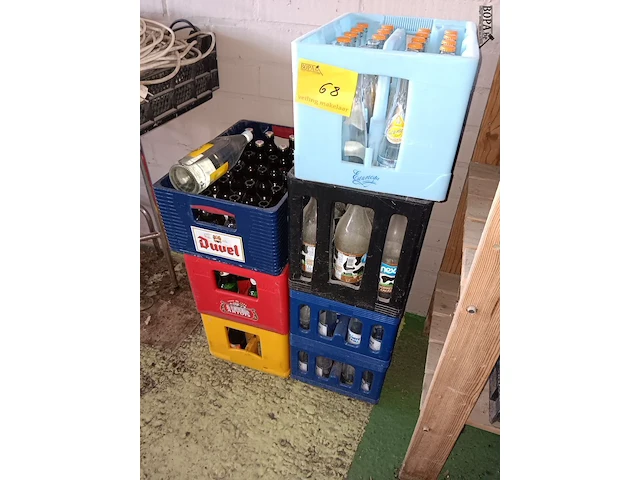 Lot 68 - leeggoed bakken. 7 stuks - afbeelding 2 van  2