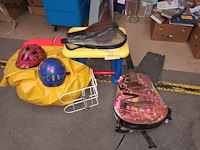 Lot 68 - speelgoed en fietsaccessoires - afbeelding 1 van  4