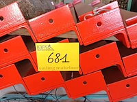 Lot 681 - liggers voor rekken. ca. 100 stuks - afbeelding 3 van  3