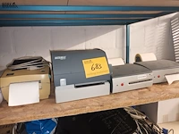 Lot 683 - label printer. 4 stuks - afbeelding 1 van  4