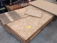 Lot 684 - osb panelen. 20 stuks - afbeelding 1 van  2
