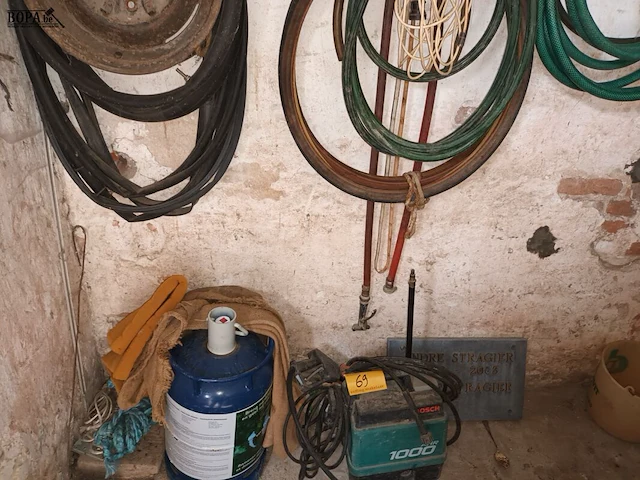 Lot 69 - diversen - afbeelding 1 van  5