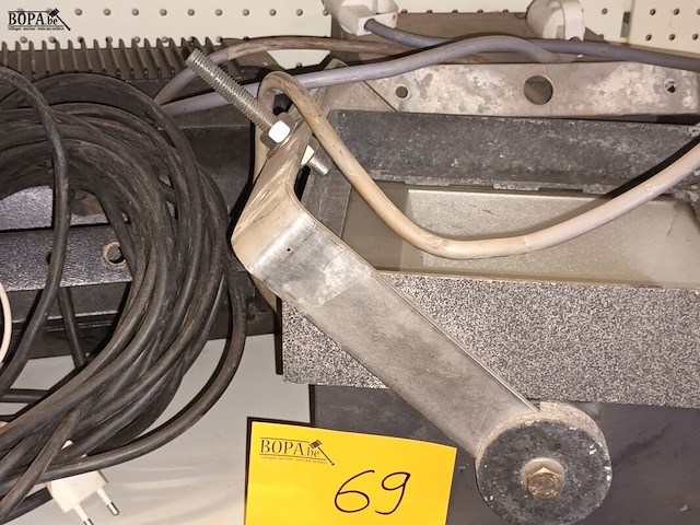 Lot 69 - gevelverlichting. 4 stuks - afbeelding 3 van  5