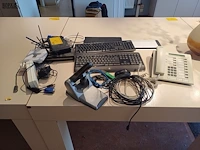 Lot 69 - kantoortoestellen - afbeelding 1 van  4