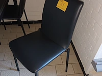 Lot 69 - keukenstoelen. 4 stuks - afbeelding 1 van  3