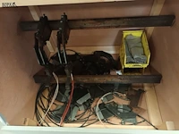 Lot 692 - kar voor warme snijmessen - afbeelding 3 van  3