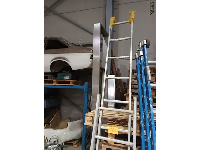 Lot 7 - aluminium ladder. 2 stuks - afbeelding 2 van  3